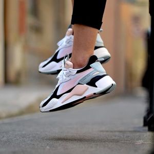 Puma Sneakers